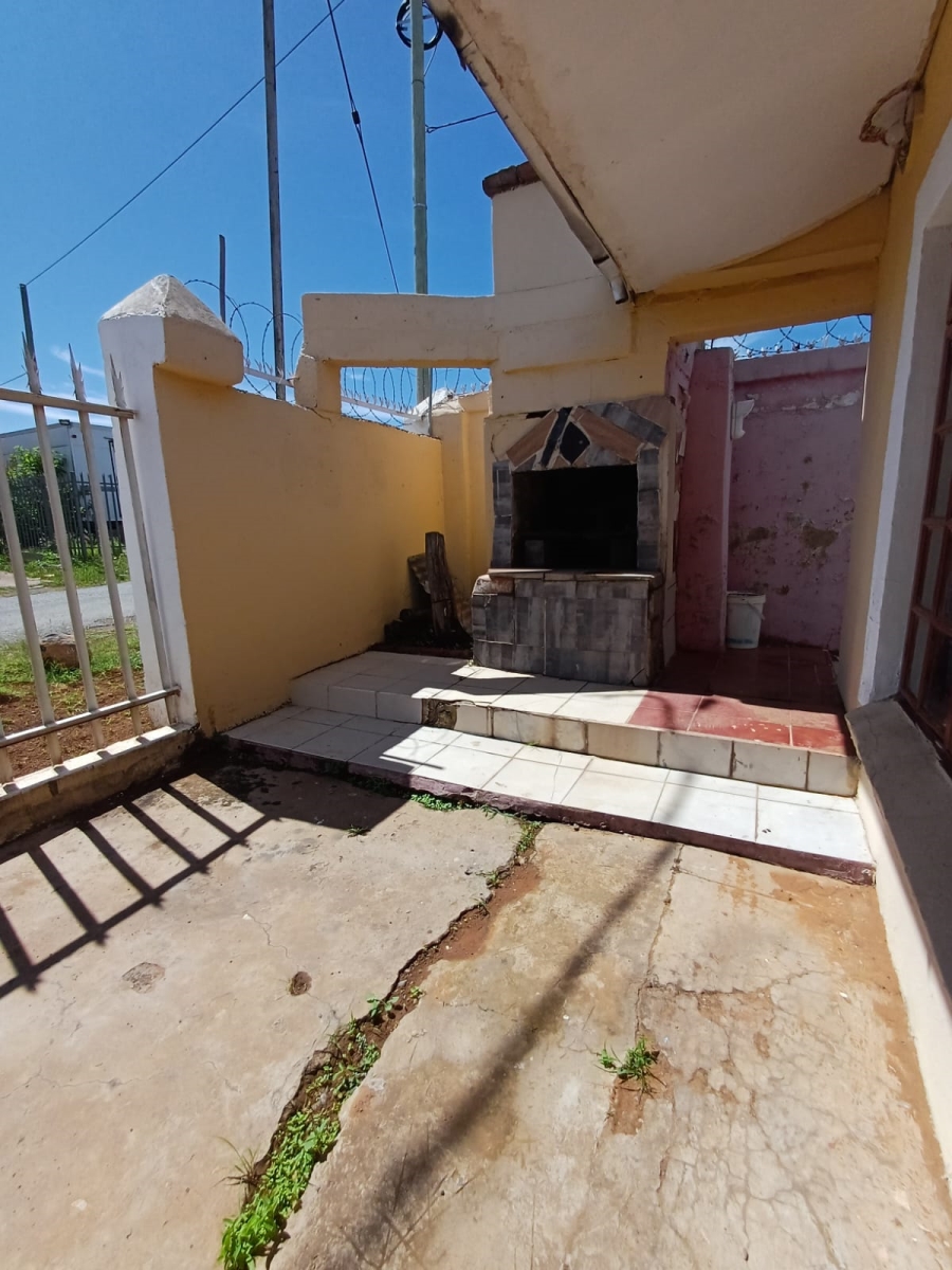 3 Bedroom Property for Sale in Aloevale Eastern Cape